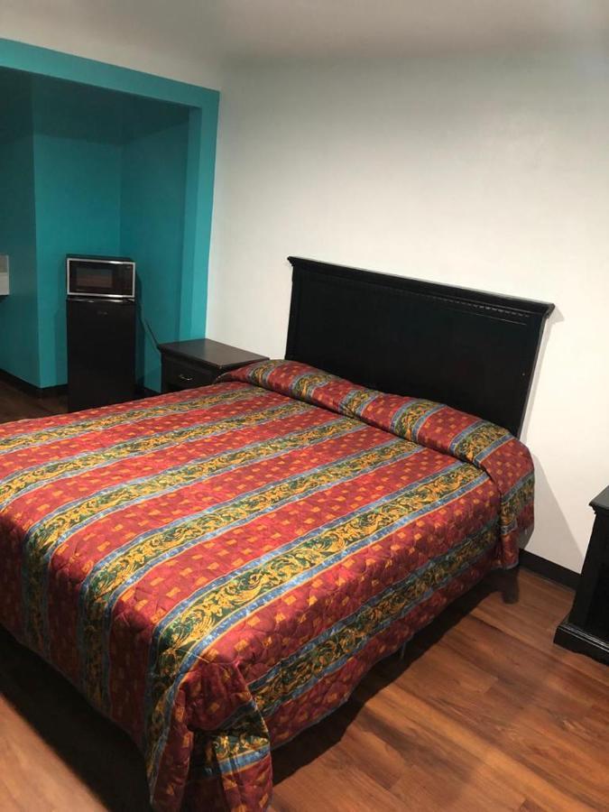 Star Motel Norwalk Bagian luar foto